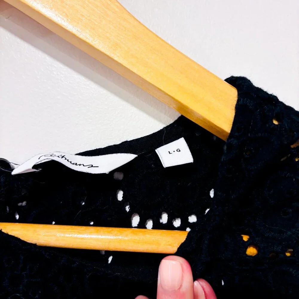 REITMANS Black Cold Shoulder Lace Top | Floral Lace Boho Chic Blouse | Large * - Picture 7 of 8